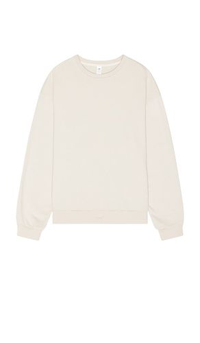 Chill Crewneck Pullover in Cream. - size M (also in S, XL/1X) - alo - Modalova