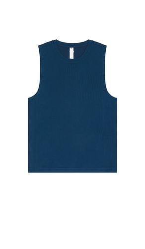 Conquer Muscle Tank in Blue. - size L (also in M, S, XL/1X) - alo - Modalova