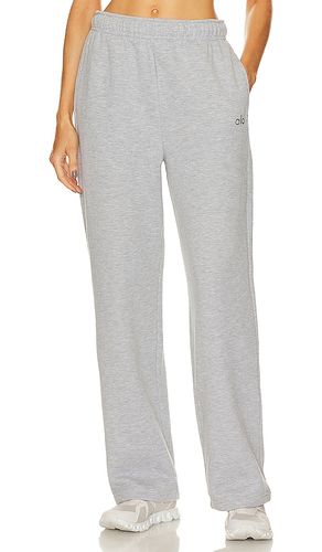 Accolade Straight Leg Sweatpant in Light Grey. - size M (also in S) - alo - Modalova
