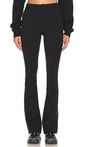 Airbrush High Waist Bootcut Legging in . Taglia M, S, XS - alo - Modalova