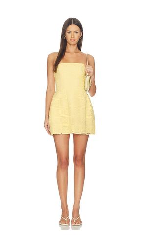 X REVOLVE Bethany Romper in Lemon. - size L (also in S, XL) - Amanda Uprichard - Modalova