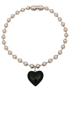 Oversized Heart Necklace in - Amber Sceats - Modalova