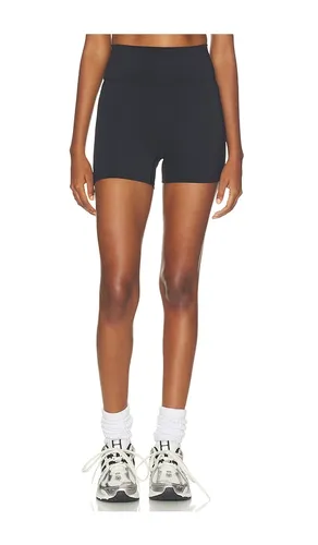 Ultimate Ultra Crop Shorts in . Größe L. Also in M, S, XL, XS - Adanola - Modalova