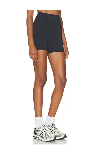 Ultimate Ultra Crop Shorts in . Größe L. Also in M, S, XL, XS - Adanola - Modalova