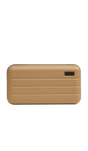 Away Travel Glasses Case in Tan - Away - Modalova