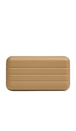 Away Travel Glasses Case in Tan - Away - Modalova