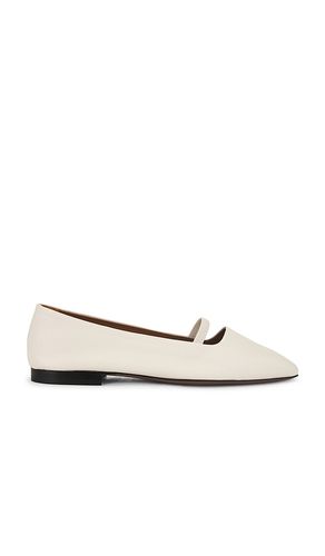 Loria Nappa Flats in Ivory. - size 36 (also in 37) - ATP Atelier - Modalova