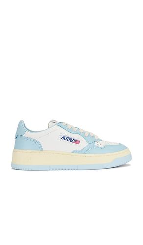 Medalist Sneaker in Baby Blue. - size 35 (also in 36, 37, 38, 39) - Autry - Modalova
