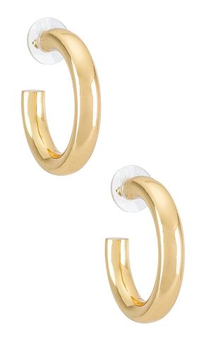 Dalilah Medium Tube Hoop Earrings in Metallic - BaubleBar - Modalova