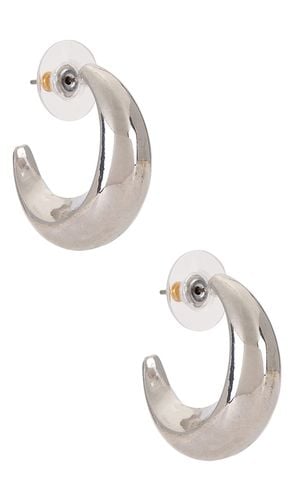 Crescent Hoop Earrings in - BaubleBar - Modalova