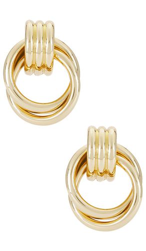 Interlocking Hoop Earrings in - BaubleBar - Modalova