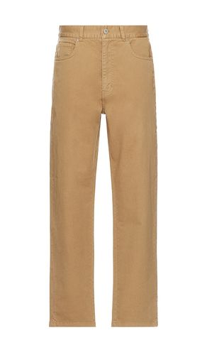 Washed Stretch Twill Regular Fit Trouser in Tan. - size 30 (also in 32, 34) - Barbour - Modalova