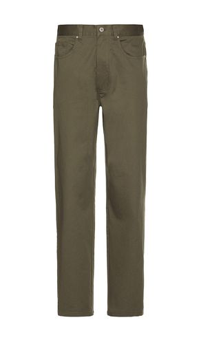 Lightweight Stretch Chino in Army. - size 32 (also in 34, 36) - Barbour - Modalova