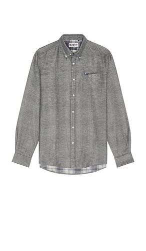 Buckley Tailored Herringbone Shirt in Grey. - size L (also in M, XL/1X, XXL/2X) - Barbour - Modalova