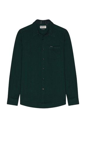 Robertson Tailored Herringbone Shirt in Green. - size L (also in M, S, XL/1X) - Barbour - Modalova