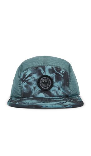 Prodigy Performance Cap in - Bad Birdie - Modalova