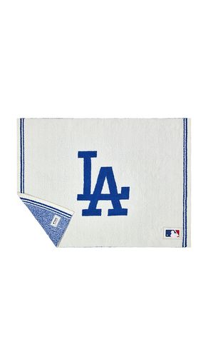 Cozychic los angeles dodgers stroller blanket in color white size all - Barefoot Dreams - Modalova