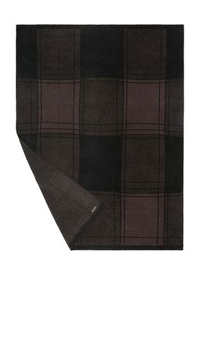 CozyChic Cotton Buffalo Plaid Throw in Brown - Barefoot Dreams - Modalova
