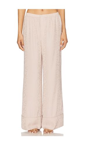 Washed Satin Jaquard Pant in Mauve. - size M (also in S, XL, XS) - Barefoot Dreams - Modalova