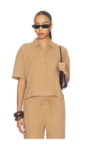 Button Up Shirt in Tan. - size L (also in M, S, XS) - Barefoot Dreams - Modalova
