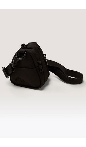 The Expandable Duffle Charm in - BEIS - Modalova