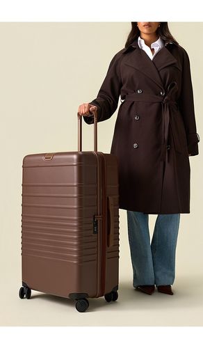 The Large Check-In Roller in Brown - BEIS - Modalova