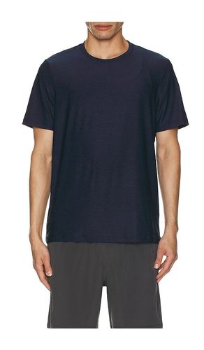 Always Beyond Crew Tee 2.0 in . Taglia L. Also in M, S, XL/1X, XXL/2X - Beyond Yoga - Modalova