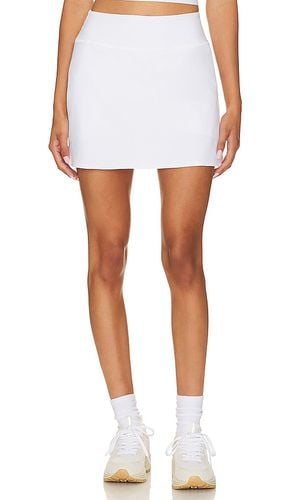 Movement Skort in White. - size M (also in XL) - Beyond Yoga - Modalova