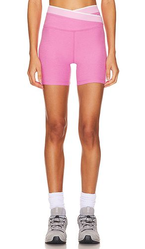 Spacedye In The Mix Biker Short in Pink. - size L (also in M, S, XL, XS) - Beyond Yoga - Modalova