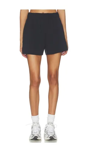 SHORTS in . Größe L. Also in M, XL, XS - Beyond Yoga - Modalova