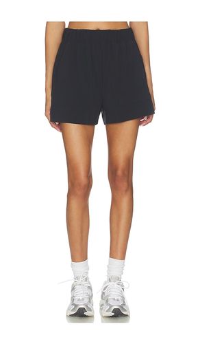 Stretch Woven Short in . Size L. Also in M, S, XL - Beyond Yoga - Modalova