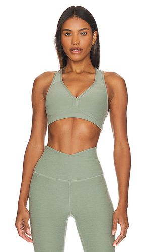 Spacedye Lift Your Spirits Bra in Sage. - size S (also in XS) - Beyond Yoga - Modalova