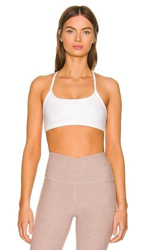 Spacedye Slim Racerback Bra in White. - size L (also in M, S, XL, XS) - Beyond Yoga - Modalova