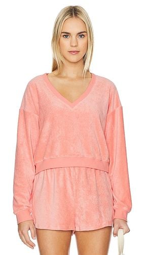 Tropez Pullover in Blush. - size S (also in XL) - Beyond Yoga - Modalova