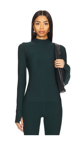 Featherweight Moving On Pullover in Green. - size S (also in XS) - Beyond Yoga - Modalova
