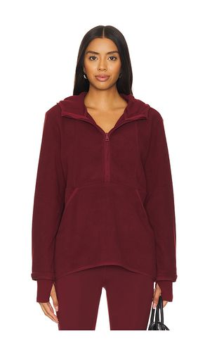 Urban Explorer Half Zip Pullover Sweatshirt in Burgundy. - size L (also in M, S, XL) - Beyond Yoga - Modalova