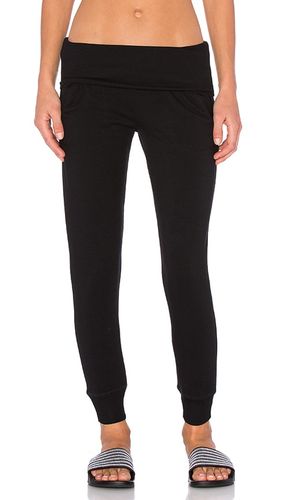 Cozy Fleece Foldover Sweatpant in . Size M, S, XL, XS - Beyond Yoga - Modalova