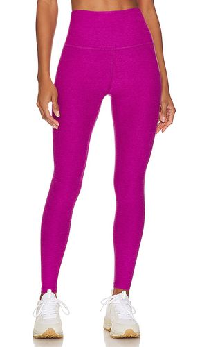 Spacedye caught in the midi high waisted legging in color purple size M in - Purple. Size M (also in XL) - Beyond Yoga - Modalova