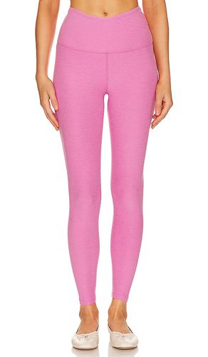 Spacedye at your leisure midi legging en color rosado talla M en - Pink. Talla M (también en L, S, XL, XS) - Beyond Yoga - Modalova