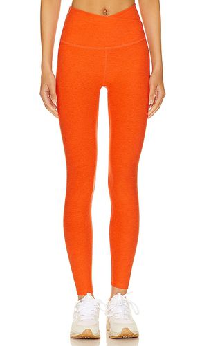 Spacedye at your leisure high waisted midi legging en color naranja talla L en - Orange. Talla L (tamb - Beyond Yoga - Modalova