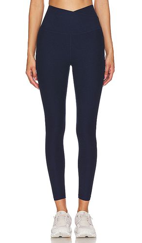 Spacedye At Your Leisure Midi Legging in Navy. - size L (also in M, S, XL, XS) - Beyond Yoga - Modalova