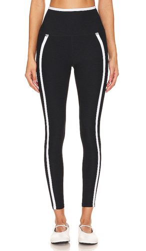 Spacedye New Moves High Waisted Midi Legging in Black. - size L (also in M, S, XS) - Beyond Yoga - Modalova