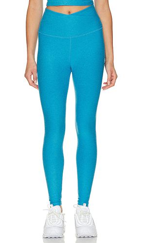 Leggings midi spacedye at your leisure en color azul talla L en - Blue. Talla L (también en M, XL) - Beyond Yoga - Modalova