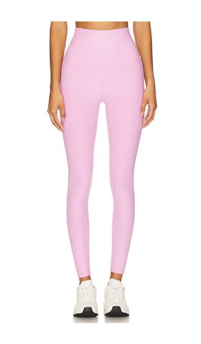 Spacedye caught en the midi high waisted legging en color rosado talla L en - Pink. Talla L (también en M) - Beyond Yoga - Modalova