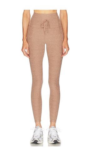 Spacedye The Go Pocket Midi Leggings in Neutral. - size L (also in M, S, XL, XS, XXL) - Beyond Yoga - Modalova