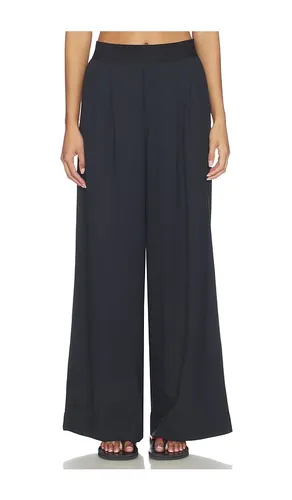 Exposed Elastic Trousers in . - size S (also in XS) - Beyond Yoga - Modalova
