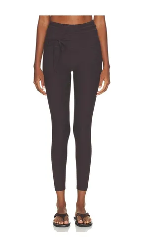 Spacedye its a tie legging en color marrón talla S (también en M, L) - Beyond Yoga - Modalova