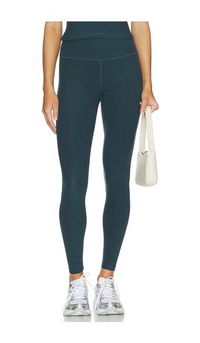 Spacedye Caught in The Midi Highwaist Legging in Green. - size S (also in XS) - Beyond Yoga - Modalova