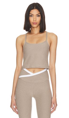Spacedye Slim Racerback Cropped Tank in Tan. - size L (also in M) - Beyond Yoga - Modalova