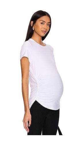 Featherweight One & Only Maternity Tee in White. - size L (also in M, S, XL, XS) - Beyond Yoga - Modalova